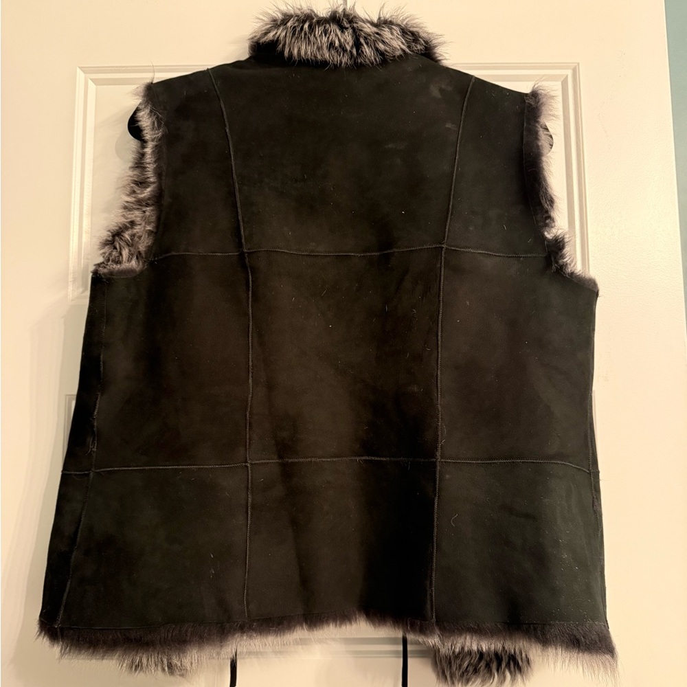 Ashwood Leather Reversible Toscana Suede Leather Gilet Black/Silver - Picture 7 of 10